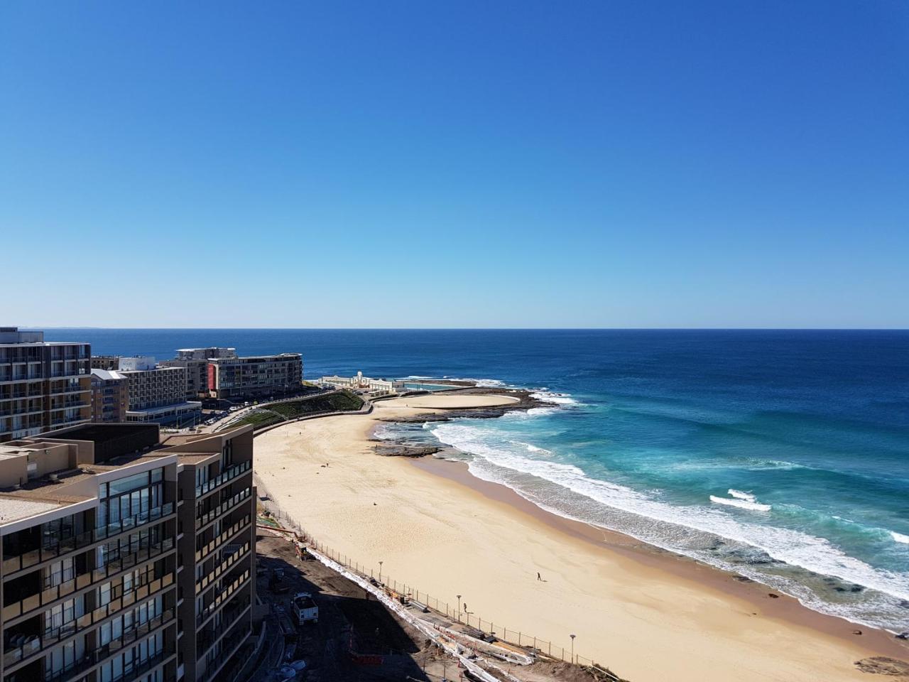 Beau Monde Apartments Newcastle - Horizon Newcastle Beach Экстерьер фото